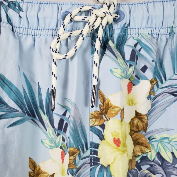 Tommy Bahama Swim Trunks - L - Picture 2 of 4